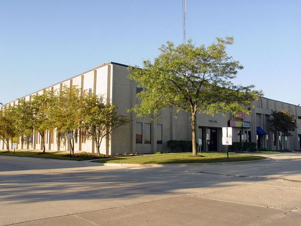 Suite 600 B